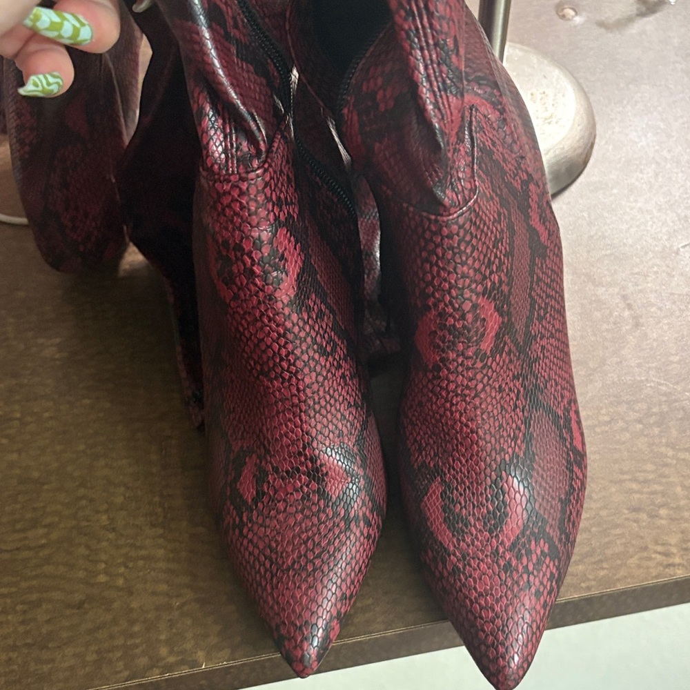Steve Madden Burgundy Snake Print Heeled Boots